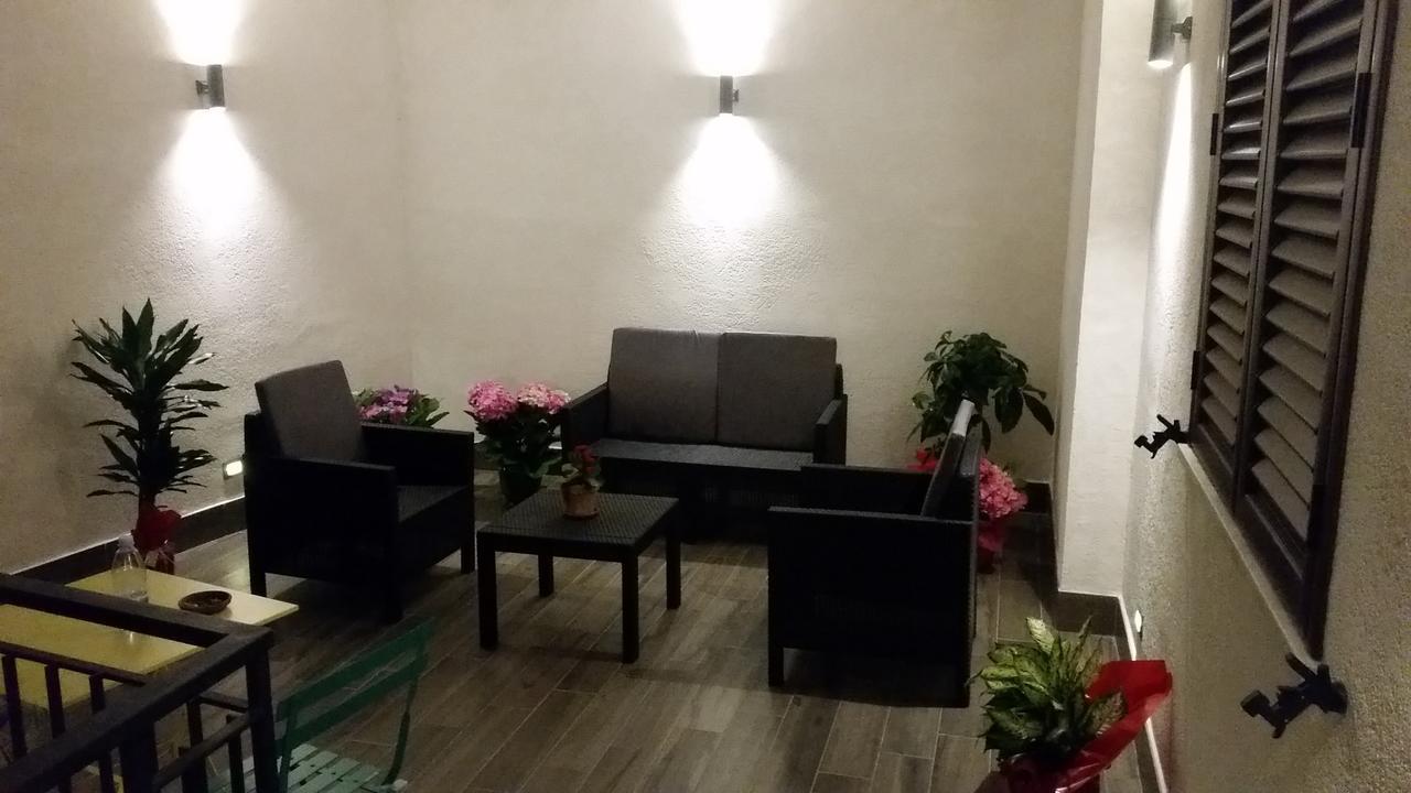 مونديلّو B&B L'Officina Di Apollo المظهر الخارجي الصورة